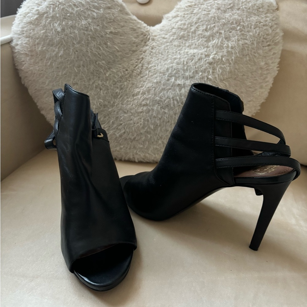 Vince Camuto ankle open toe boots, black size 7 1/2